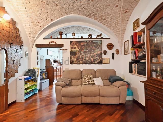 Casa in vendita a Putignano, Bari