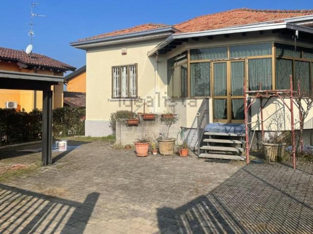 Casa in vendita a Cuoricino, Cardano al Campo
