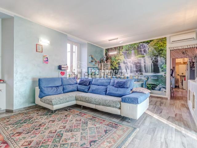 Casa in vendita a Mezzana, Somma Lombardo
