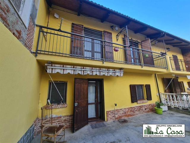 Casa in vendita a Roreto, San Paolo Solbrito