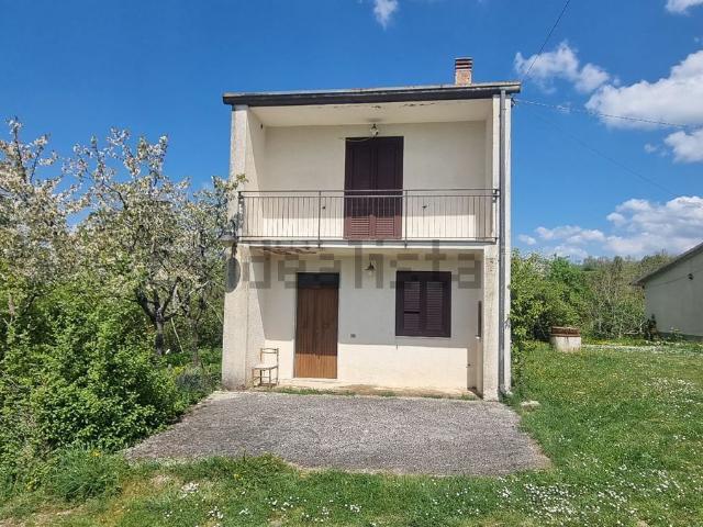 Casa in vendita a Sant'angelo Dei Lombardi, Campania