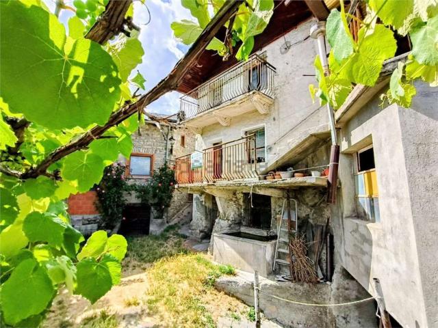 Casa in vendita a Verrayes, Aosta