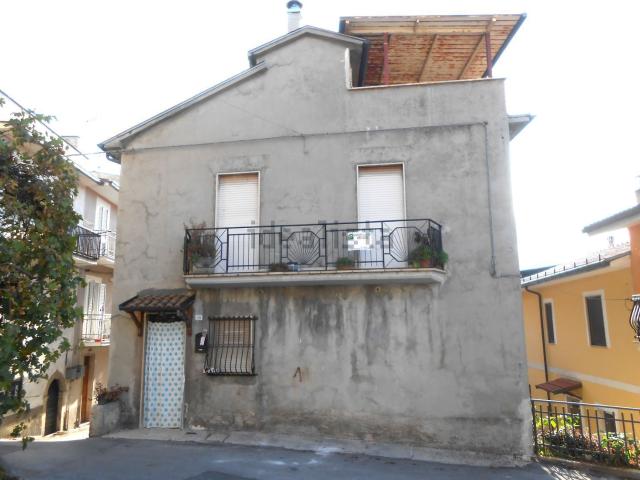 Casa in vendita a Celano, Abruzzo