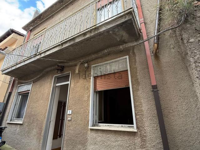 Casa in vendita a Roccavaldina, Sicilia