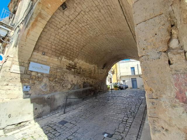 Casa in vendita a Palazzolo Acreide, Sicilia