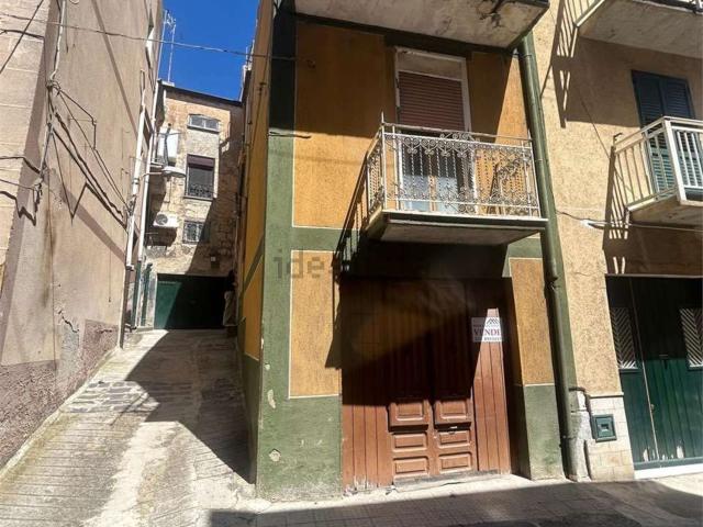 Casa in vendita a Mussomeli, Sicilia