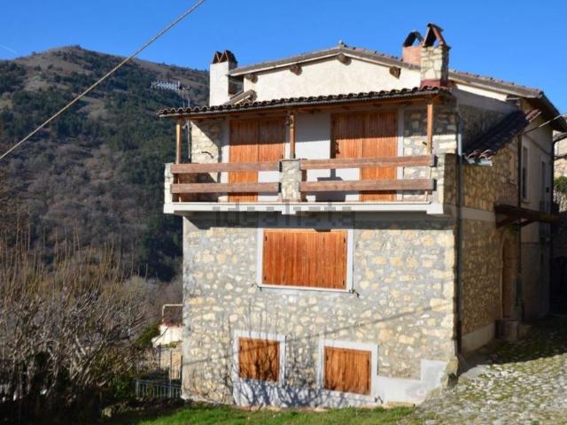 Casa in vendita a Ovindoli, Abruzzo