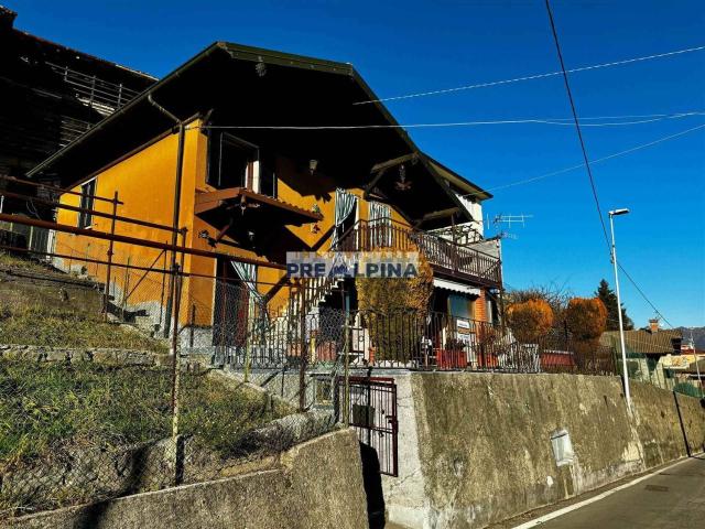 Casa in vendita a Gazzaniga, Lombardia