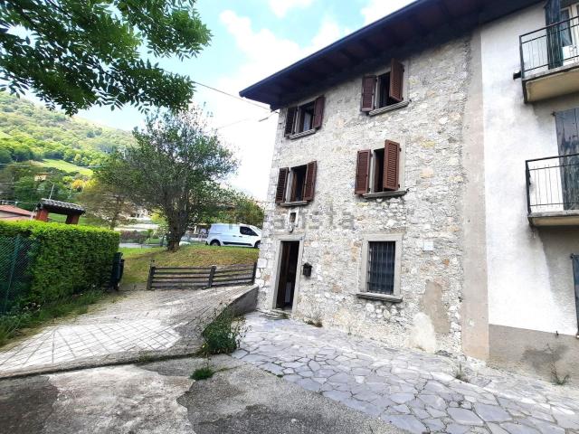 Casa in vendita a Roncola Bassa, Roncola