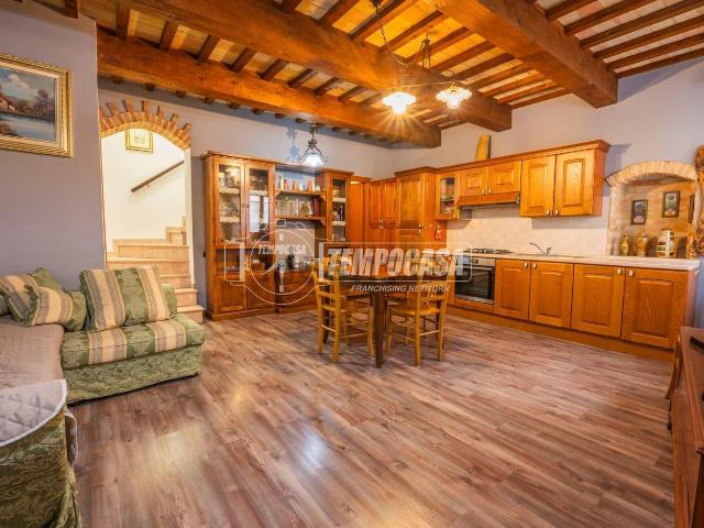 Casa in vendita a Monte Tasso, Montelupone