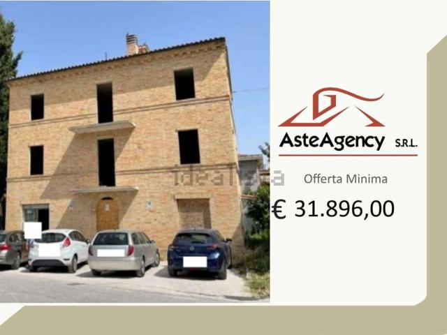 Casa in vendita a Marche, Macerata