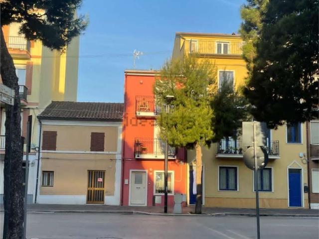 Casa in vendita a Marche, Macerata