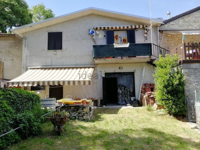 Casa in vendita a Appennino Reggiano, Re