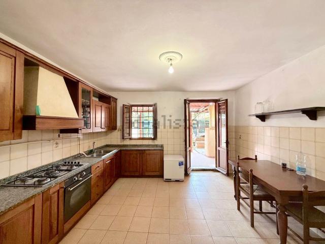 Casa in vendita a Pontignale, Firenze