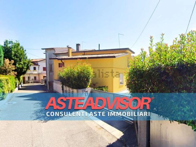 Casa in vendita a Carmignano Di Brenta, Veneto