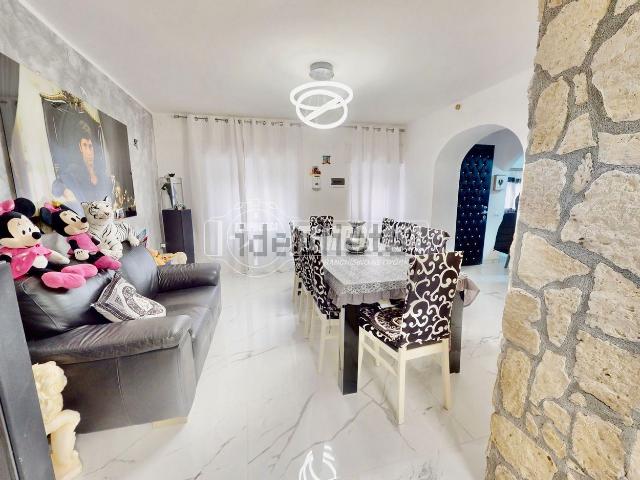 Casa in vendita a Rancitelli, Pescara