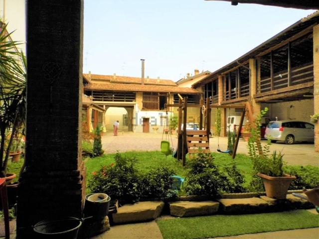 Casa in vendita a Calcinate, Lombardia