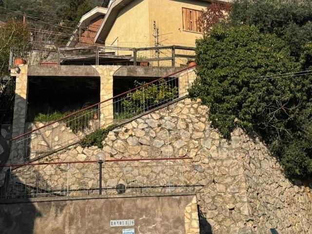 Casa in vendita a Serrone, Lazio