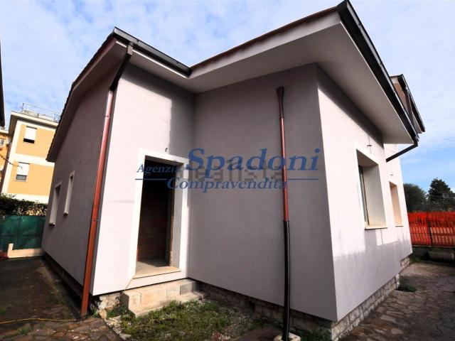 Casa in vendita a Ponte Buggianese, Borghino