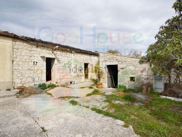 Casa in vendita a Ragusa, Sicilia