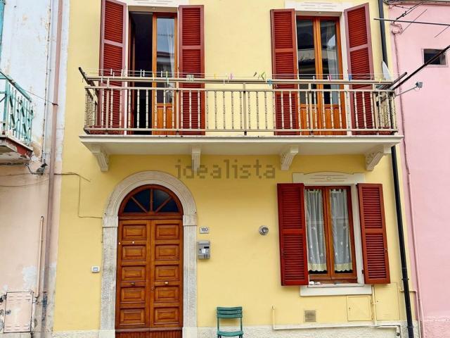Casa in vendita a Marche, Fermo