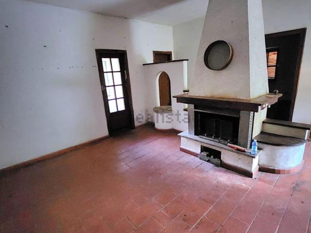 Casa in vendita a Calci, Toscana