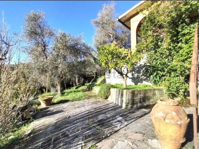 Casa in vendita a Luni, Liguria