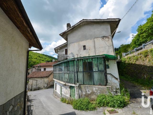 Casa in vendita a Murialdo, Liguria
