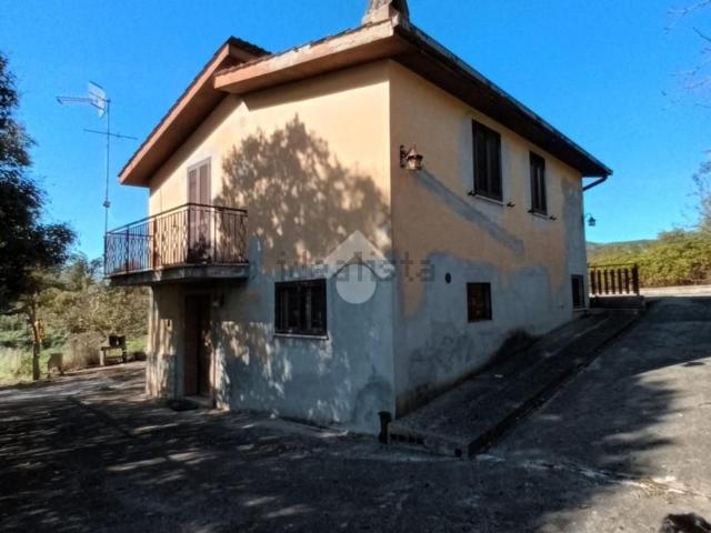 Casa in vendita a Roma Capitale, Lazio