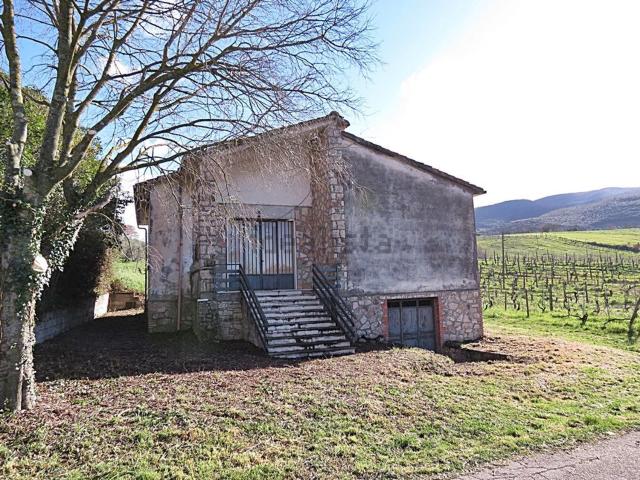 Casa in vendita a Baschi, Umbria