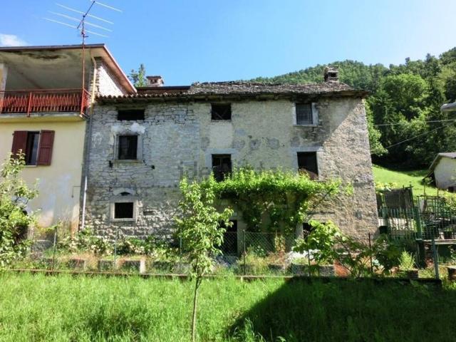 Casa in vendita a Locatello, Lombardia
