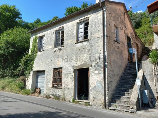 Casa in vendita a Avegno, Salto