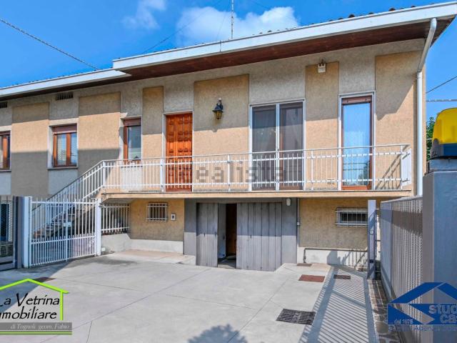 Casa in vendita a Boccaleone, Bergamo