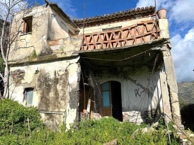 Casa in vendita a Savoca, Sicilia