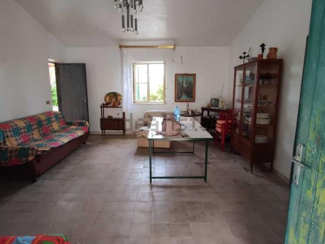Casa in vendita a Scillato, Sicilia
