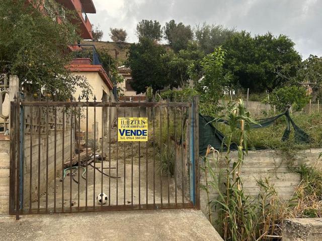 Casa in vendita a Calabria, Reggio Calabria