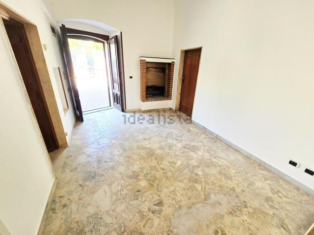 Casa in vendita a Puglia, Bari