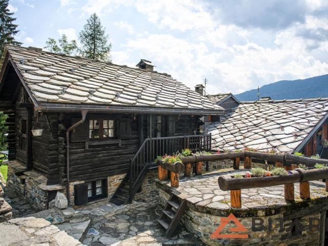Casa in vendita a Champorcher, Aosta