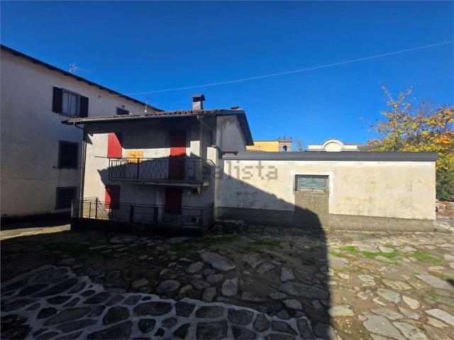 Casa in vendita a Unione Comuni Garfagnana, Castiglione Di Garfagnana