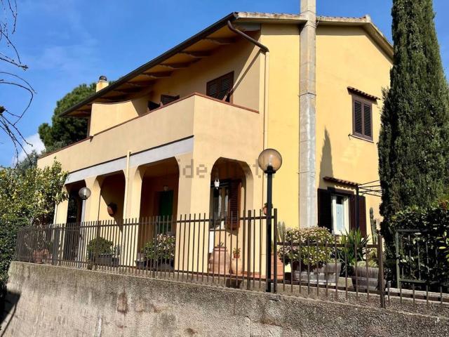 Casa in vendita a Poggetto, Piombino