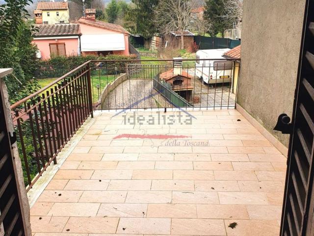 Casa in vendita a Quarata, Arezzo