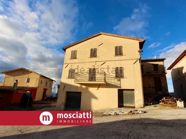 Casa in vendita a Marche, Macerata