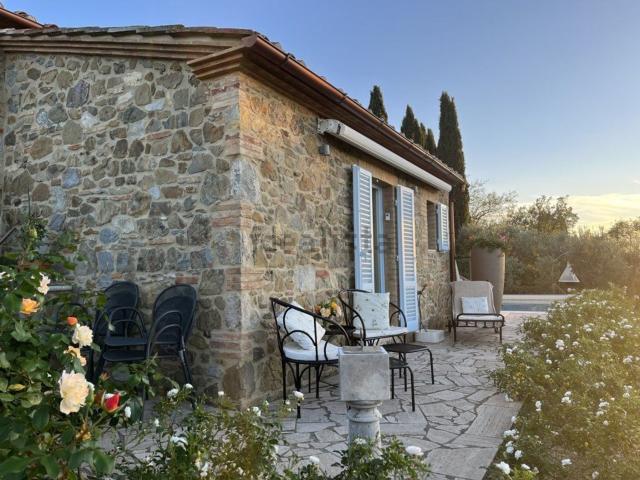 Casa in vendita a Bucine, Toscana