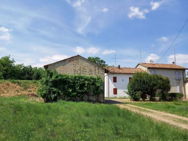 Casa in vendita a San Secondo Parmense, Reggio Emilia
