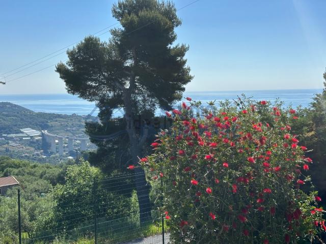 Casa in vendita a San Lorenzo Al Mare, Liguria
