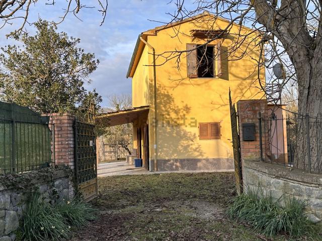 Casa in vendita a Acquapendente, Lazio