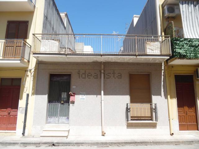 Casa in vendita a Santuzzo, Floridia