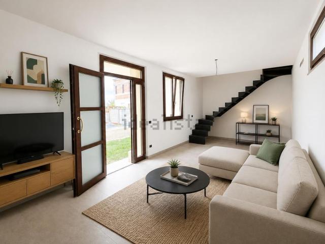 Casa in vendita a Mirabello, Terre del Reno