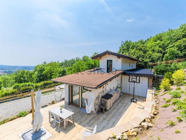 Casa in vendita a Ranica, Lombardia
