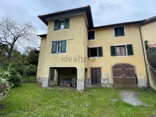 Casa in vendita a Serra Riccò, Liguria